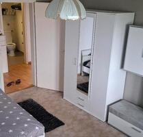 1 Zimmer in 2er WGStuttgart-Giebel