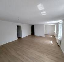 Freundlich helle 3,5 Zi EG-Wohnung in Bahnhofsnähe mit Garten - Grenzach-Wyhlen