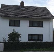 Gepflegtes Zweifamilienhaus freistehend mit Einliegerwohnung - Menden (Sauerland)