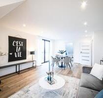 Helle Dachgeschosswohnung| Balkon | 4 Zimmer - Holzminden