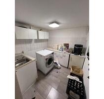 1 Zimmer Souterrain Wohnung - 400,00 EUR Kaltmiete, ca.  50,00 m² in Koblenz (PLZ: 56070) Bubenheim