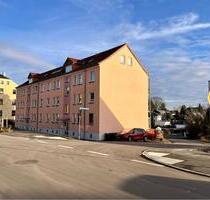 Modernisierte 3-Zimmer-Wohnung mit Südbalkon – Bezug ab Frühjahr - Treuen