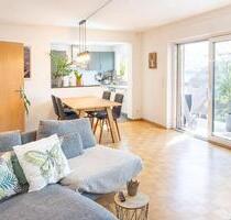 Charmante, gepflegte 3-Zimmer-Dachgeschosswohnung mit Balkon - Weil am Rhein