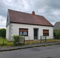 4 bis 6 Zimmer Haus - 198.000,00 EUR Kaufpreis, ca.  130,00 m² in Bremen (PLZ: 28777) Blumenthal