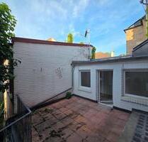 Modernisierte 4-Zimmer-Wohnung mit Dachterrasse in zentraler Lage - Fürth Südstadt