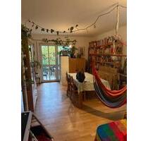 ***Universitätsnahe 2-Zimmer-Wohnung mit sonniger Terrasse und großem Gartenanteil*** - Regensburg Ganghofersiedlung