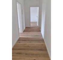 Helle 3-Zimmer-Wohnung. - 840,00&nbsp;EUR Kaltmiete, ca.&nbsp; 98,00&nbsp;m&sup2; in Pirmasens (PLZ: 66953)