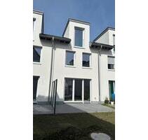 Modernes Reihenhaus Erstbezug Norderstedt