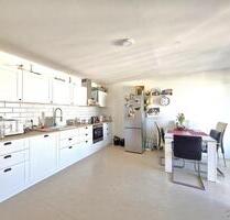 Wohnen mit Komfort – 2-Zimmer-Wohnung mit Loggia und Tiefgaragenstellplatz - Stein