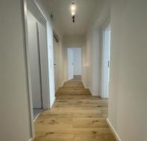 Erstbezug nach Sanierung Helle 3-Zimmer-Wohnung - Nürnberg Gibitzenhof