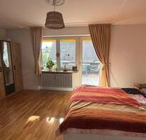 München WG Zimmer mit Wintergarten und Dachterrasse