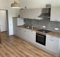 Schöne helle 72 qm Wohnung 2ZKB sofort frei - Brakel