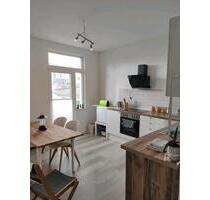 Zentrale 2-Zimmer-Wohnung mit Balkon & Garage - Bremerhaven Lehe