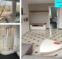 Dachgeschoss-Wohnung mit großer Sonnenterrasse als Single-Wohnung - Duisburg Mittelmeiderich