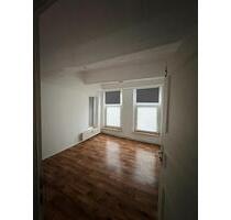 2 - Studentenzimmer - 200,00 EUR Kaltmiete, ca.  14,00 m² in Emden (PLZ: 26721)