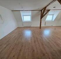 170qm Dachgeschoss wohnung zu vermieten - Oberkotzau