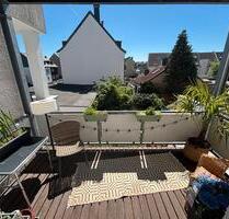 Helle Wohnung mit Balkon ab 01.06. in Holweide - Köln Mülheim