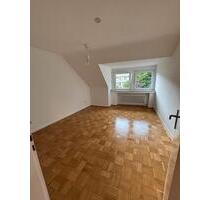 Frisch renovierte Wohnung in Duissern | Einbauküche | 78qm - Duisburg Duisburg-Mitte