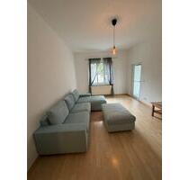 Schöne 2-Zimmer-Altbauwohnung in Hohenschönhausen - Berlin Lichtenberg