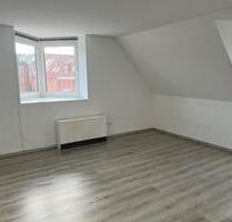 Dachgeschosswohnung am Markt - 820,00 EUR Kaltmiete, ca.  82,00 m² in Barth (PLZ: 18356)
