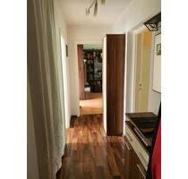 3 Zimmer Whg, möbliertteilmöbliert, 650€ Kaltmiete, Keller - Hof Neuhof