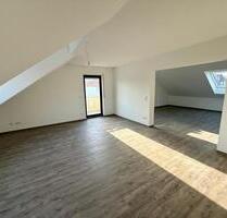 Wohnung Erstbezug nach Sanierung 4 ZKB Balkon 120qm - Beindersheim