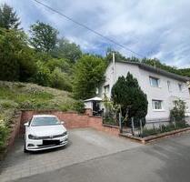 Zweifamilienhaus mit großem Garten und Südausrichtung - Aarbergen