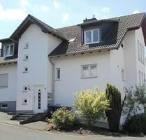 Attraktive, gepflegte 3-Zimmer-DG-Wohnung mit EBK und Balkon - Vallendar