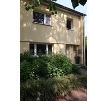 Möbliertes Reihenendhaus mit großem Garten auf Zeit - Karlsruhe Hagsfeld