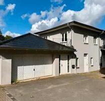 2-Zimmer-Einliegerwohnung mit Dachterrasse im Lübeck-Moisling