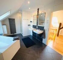 Gemütliche 4-Zimmer-Maisonette-Wohnung zur Dauermiete - Tating