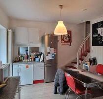 1. Zimmer in einer 4er WG - 360,00 EUR Kaltmiete, ca.  12,00 m² in Neustadt an der Weinstraße (PLZ: 67433)