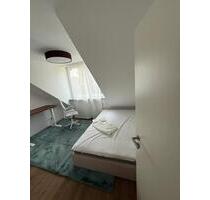 Renoviertes WG Zimmer - 740,00 EUR Kaltmiete, ca.  1,00 m² in München (PLZ: 81549) Ramersdorf-Perlach