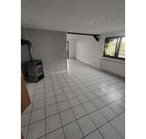 Großzügige Wohnung 3 ZKB 110m2 mit großem Balkon - Holzhausen an der Haide