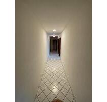 3 Zimmer Küche, Bad, Balkon, Abstellraum, Keller, 75qm, Dachgesch - Neunkirchen Heinitz