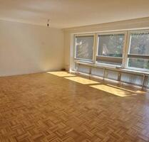 bereits VERMIETET: Großzügige 3 12-Zimmer - Komfortwohnung mit Glasfaseranschluss, Loggia und Kaminofen in ruhiger Randlage - Bendestorf