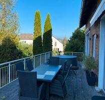 Charmantes Einfamilienhaus mit Bachlauf geh. Ausstattung - Hann. Münden