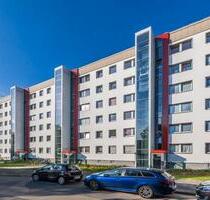 Frisch sanierte 3-Raum-Wohnung mit Aufzug! - Dresden Prohlis