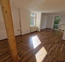 Große 5 Raumwohnung mit Balkon in LichtenbergErzgebirge zu vermieten! - Lichtenberg/Erzgebirge