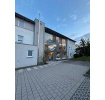 Helle 2-Zimmer-Wohnung mit Balkon in Wildberg-Efringen – barriere