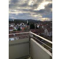 Uninahe 3 Zimmer, Küche, Bad , Diele Wohnung mit Balkon - Homburg