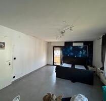 81 QM 3 Zimmer Wohnung 1 Stock - 1.200,00 EUR Kaltmiete, ca.  81,00 m² in Heddesheim (PLZ: 68542)