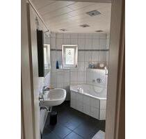 Mietwohnung Bottrop Stadtnähe - 800,00&nbsp;EUR Kaltmiete, ca.&nbsp; 67,00&nbsp;m&sup2; in Bottrop (PLZ: 46236)