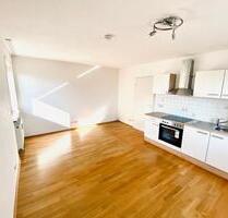 Schöne, helle 1-Zimmer Wohnung in Kelheim-Affecking