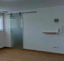 teilmöblierte Kellerwohnung mit separatem Abstellraum -Neuhof