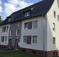 2-Zimmer-Wohnung in Unna Königsborn mit neuen Badfliesen und mit Boden und Tapeten