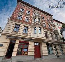 Attraktive 3-Raumwohnung mit 2 Balkonen, Einbauküche und Aufzug - Magdeburg Leipziger Straße