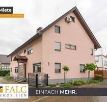 Großzügige Wohnung mit Premium- Küche und Garage in ruhiger Wohngegend - March