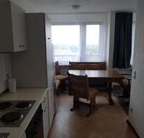 Moderne 3-Zi.-Wohnung mit Ausblick über Duisburg – 13. Etage