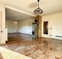 Wohnung in Bretten mit Balkon, Einbauküche und Garage (zur Miete)
